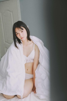《蜜汁樱桃》作者:苦咖啡